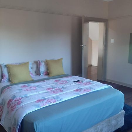 Triple S Guest House Cape Town Exterior foto
